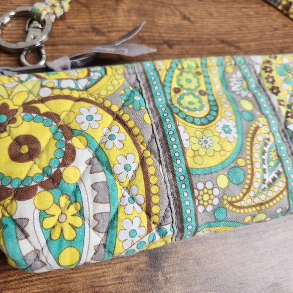 Vera Bradley Small Bag and Lanyard Set Lemon Parfait Retired Pattern (2011) - Picture 3 of 8